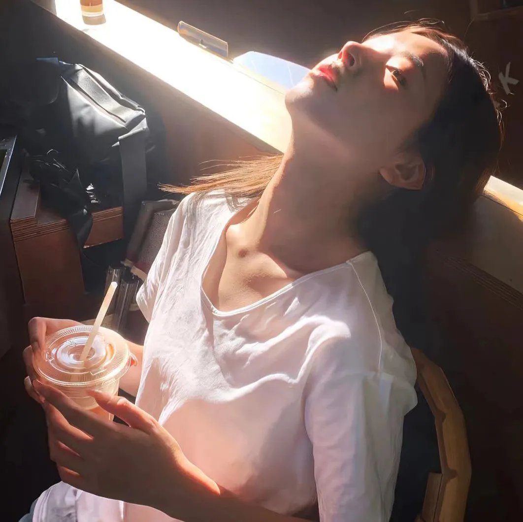 我有食神老祖宗摆点地摊怎么了